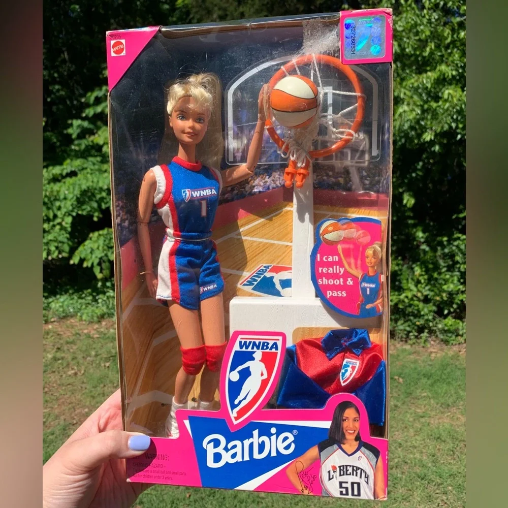 Vintage WNBA Barbie Doll - Picture 6 of 16
